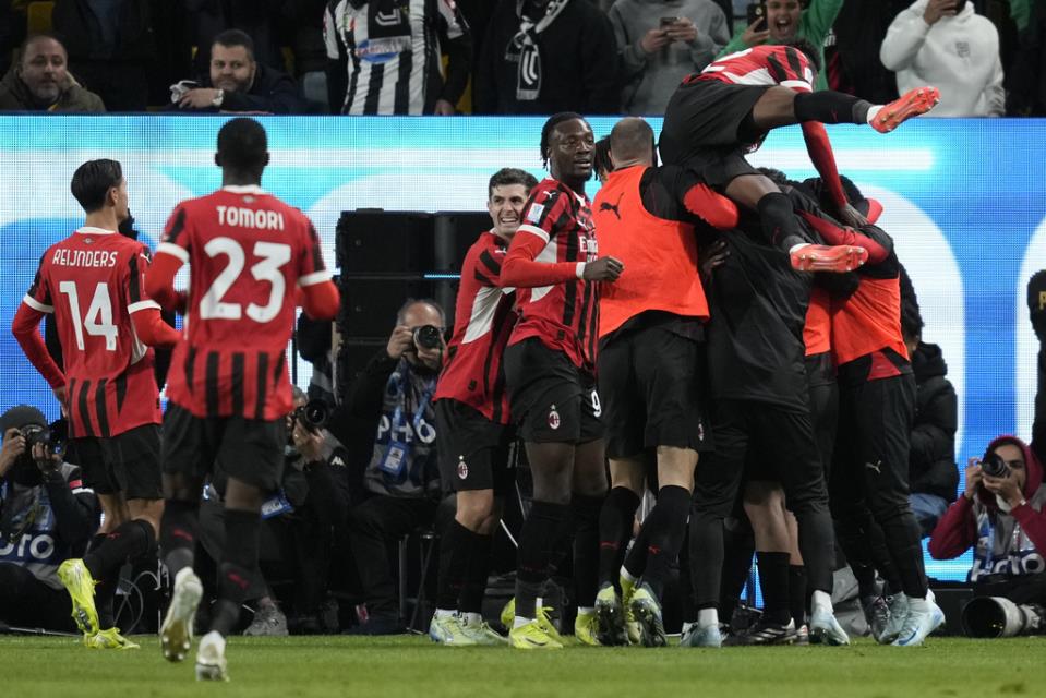 Milan beat Juventus 2-1 to progress to Super Cup final