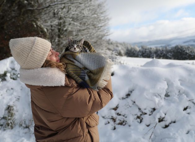 Status Orange alert: Temperatures drop to -5.8C as ESB to provide hotel facilities to thousands still without power