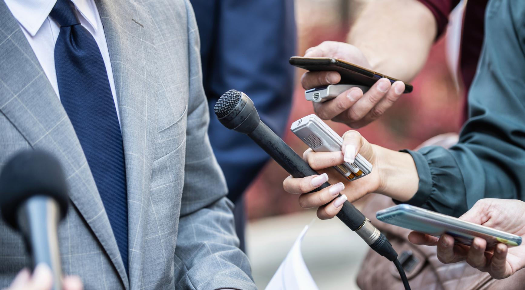 Courtroom journalist Saskia Belleman is awarded the Machiavelli prize for communication