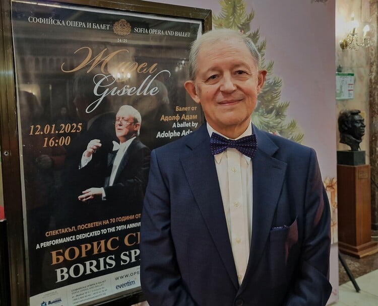 Conductor Boris Spasov Aims for Rehearsal Perfection in Every Performance