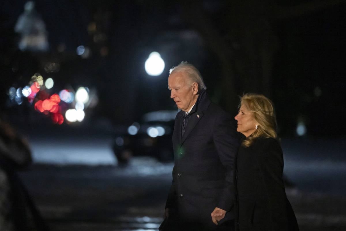 Biden cancels trip to Italy as fires rage in California