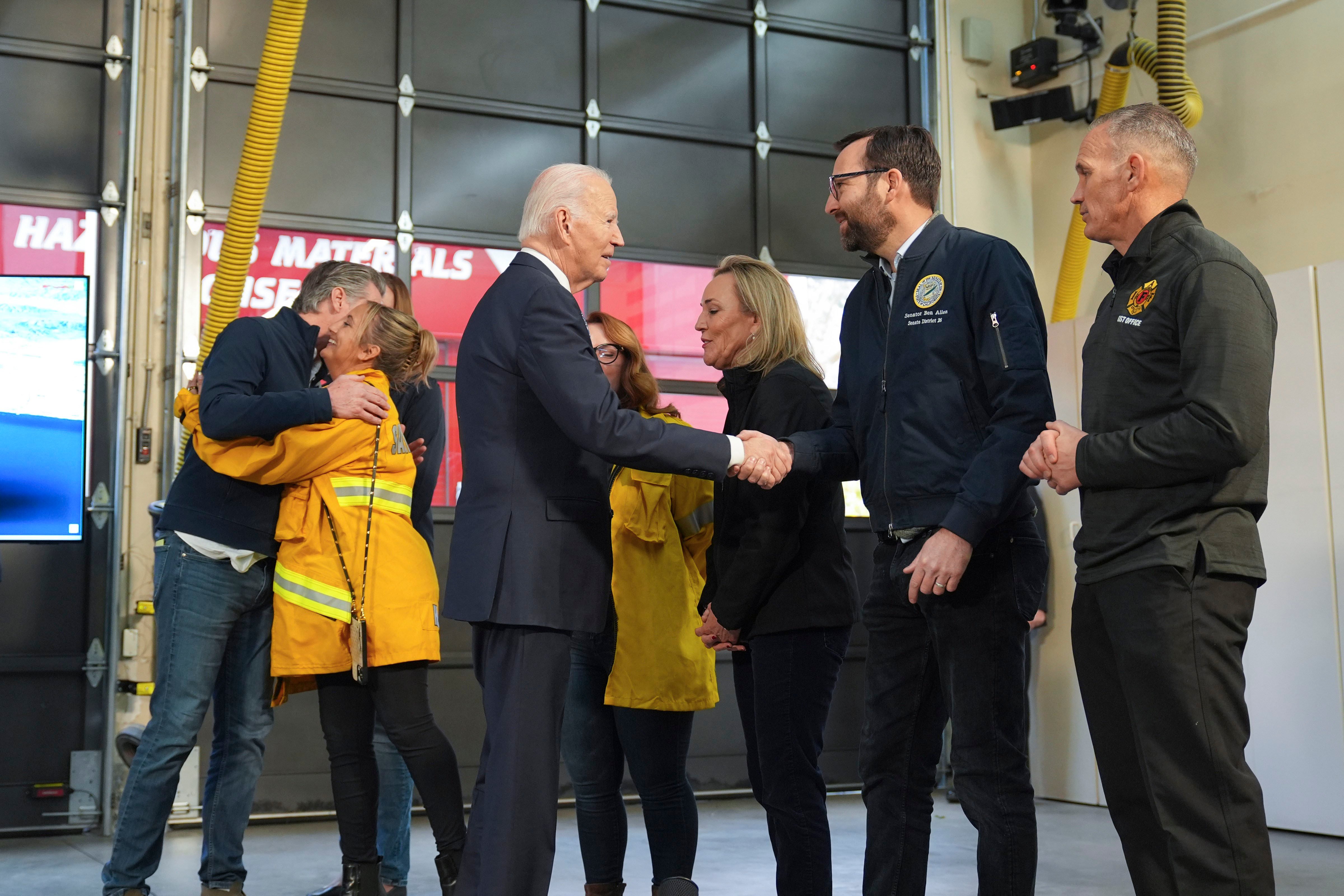 Los Angeles wildfires: Biden cancels his Italy trip