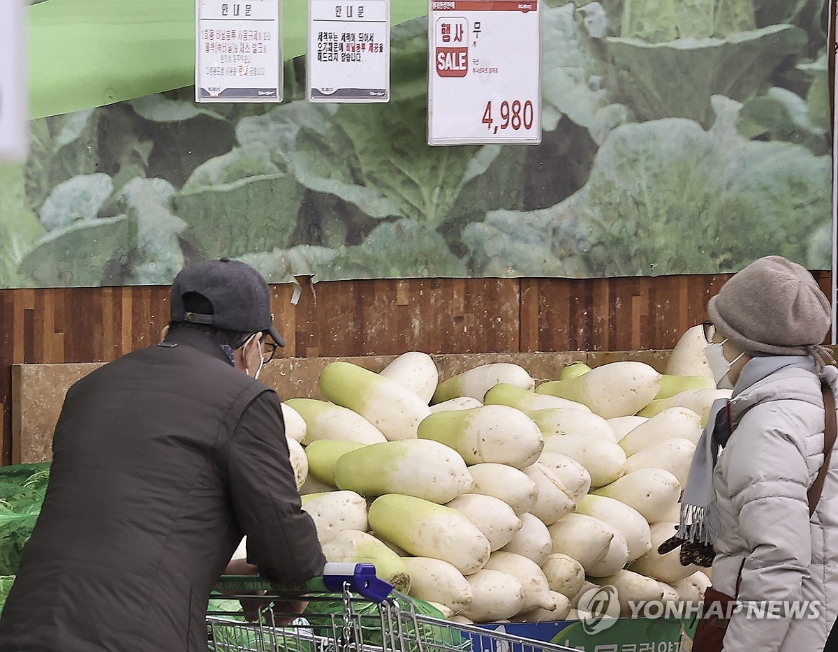 Gov't to release agricultural products to stabilize prices ahead of Lunar New Year