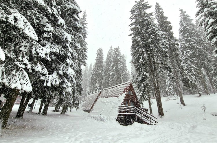 Troyan Mountain Rescue Service Warns of Avalanche Risk in Balkan Range