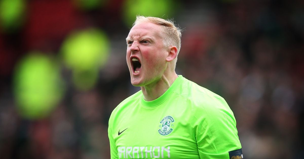 Ex-Leicester City goalkeeper tried to headbutt garda in boozy Dublin stag 'melee' 