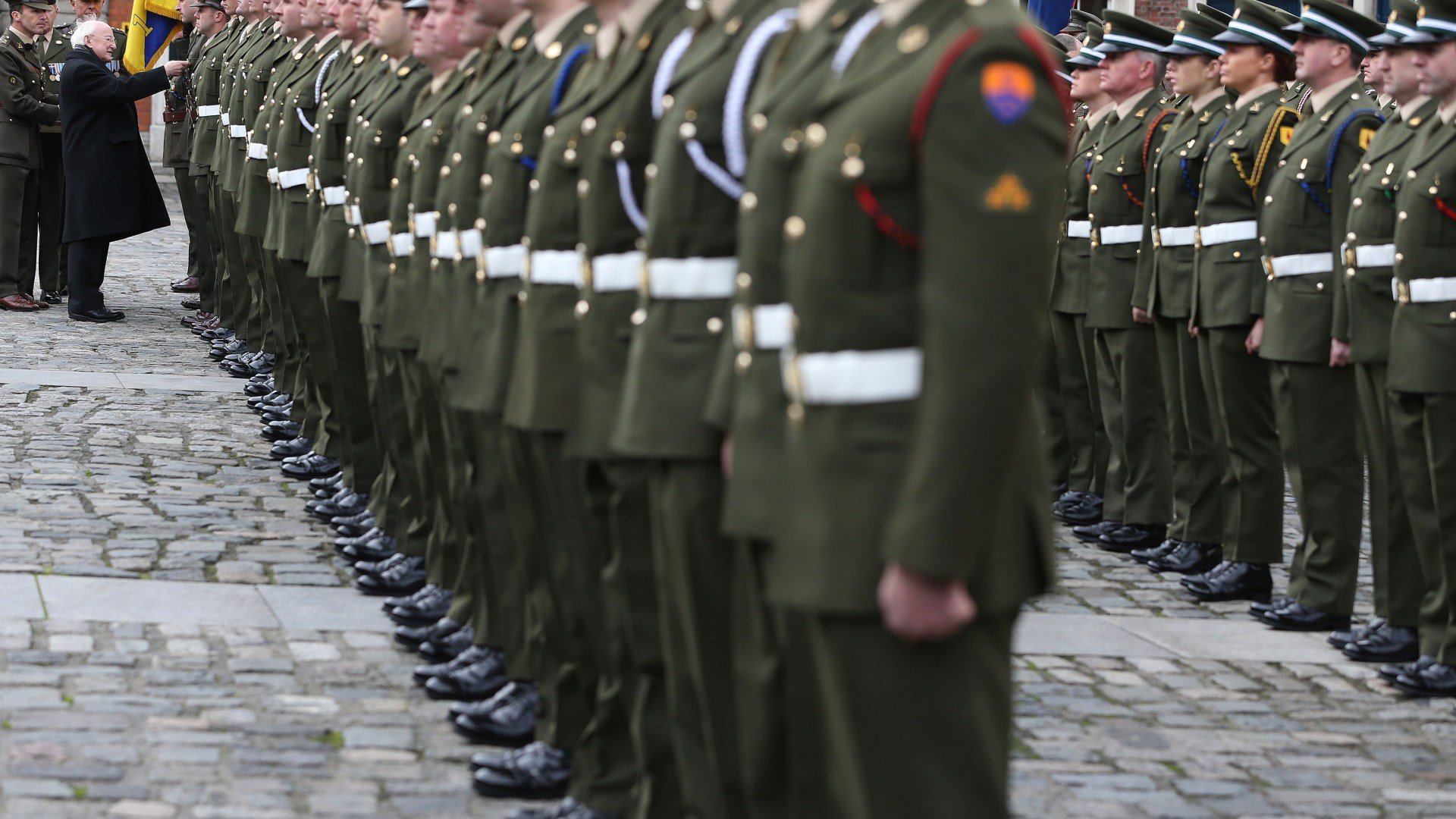 Irish Defence Forces should offer loyalty bonuses & follow Canadian military lead amid retention bid, soldier reps claim