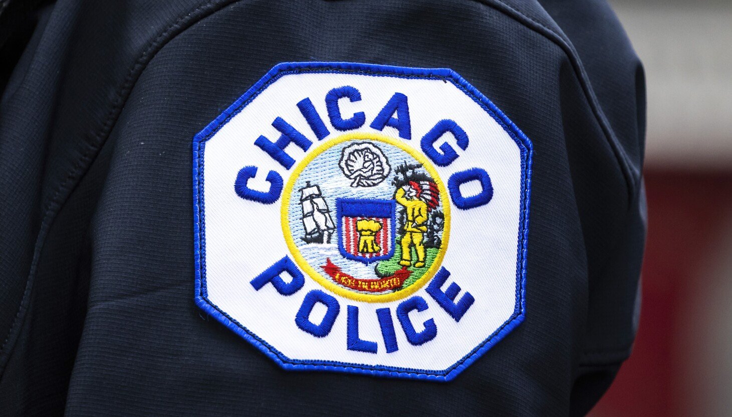 Off-duty Chicago police detective found dead inside Mount Greenwood home