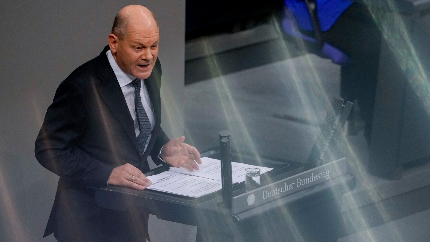 Germany's Scholz loses a confidence vote, triggering new elections